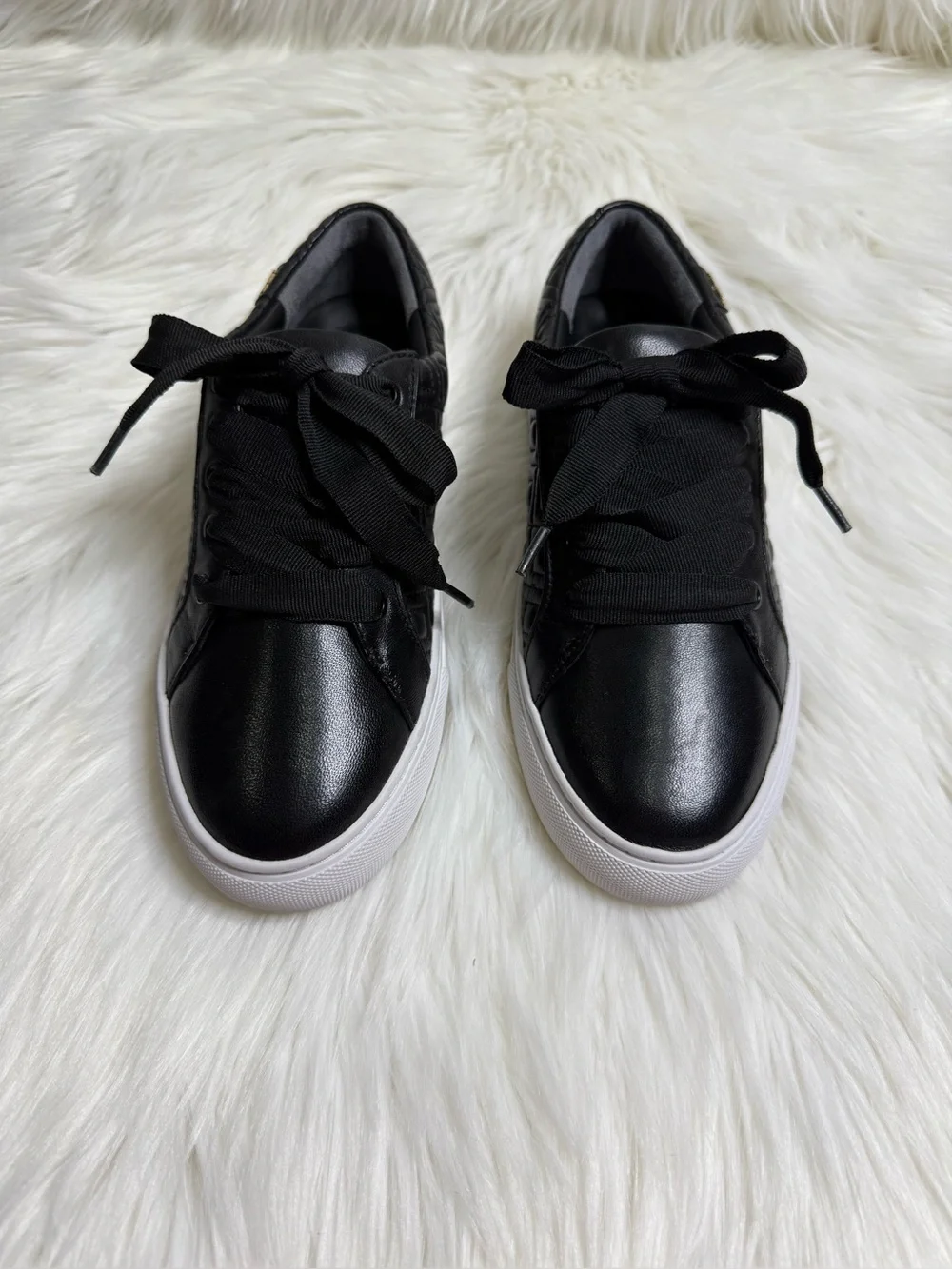 Tory Burch classic black